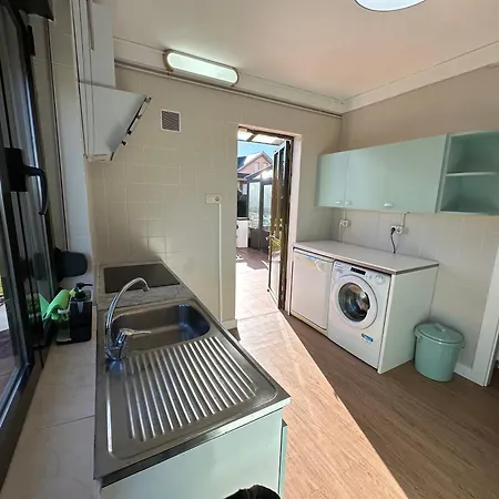 Entre Dos Playas Tapia